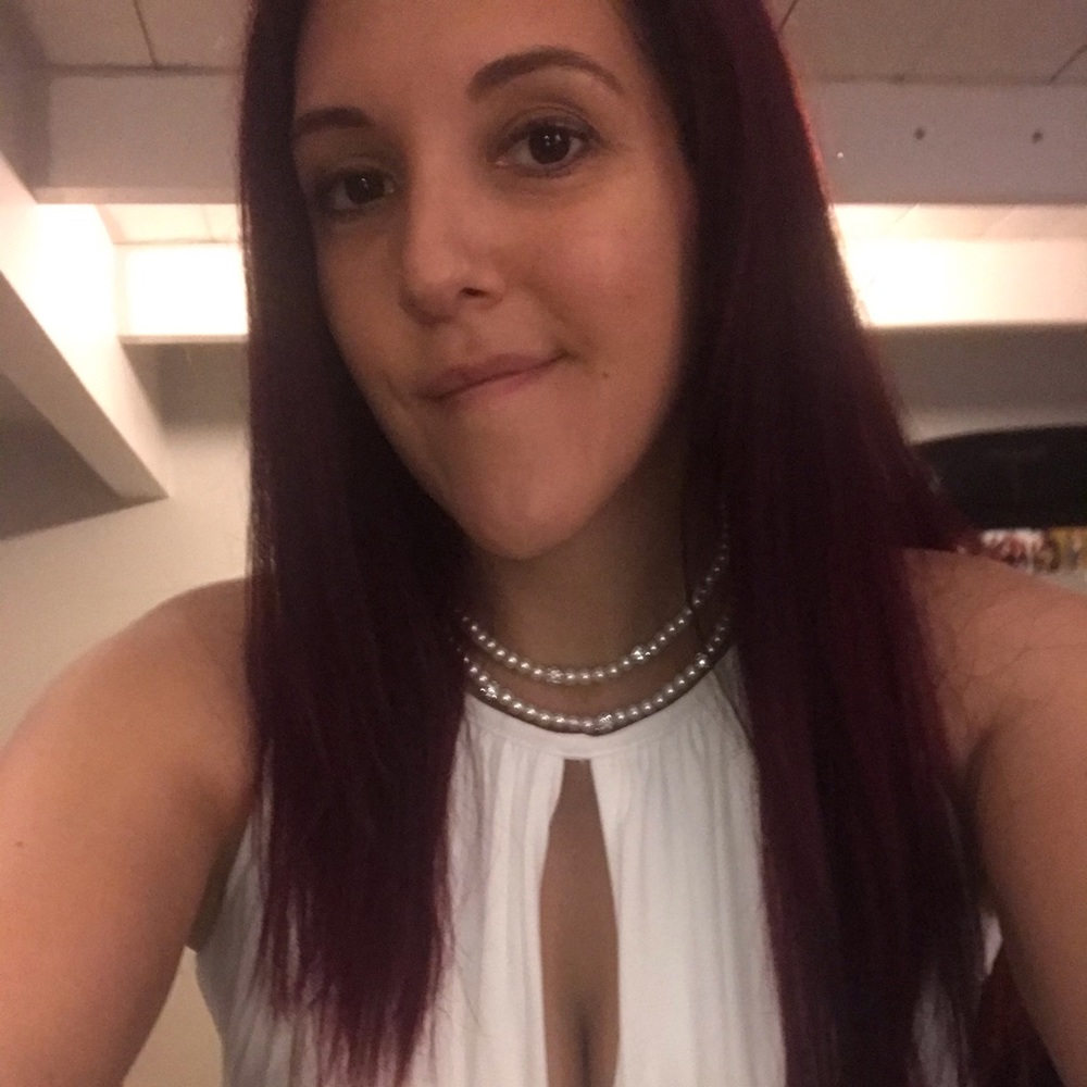 Meet your Posher, Alexis